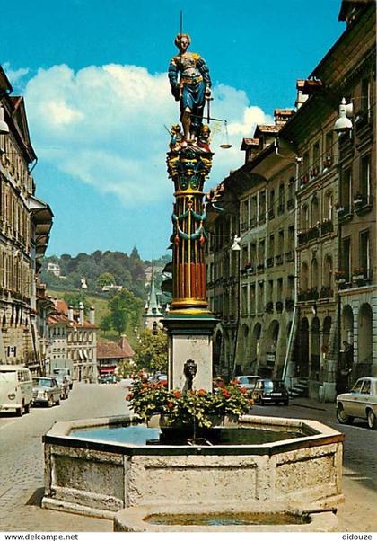 Suisse - BE Berne - Berne - La fontaine de la Justice - Gerechtigkeitsbruncien - Automobiles - CPM - Carte Neuve - Voir