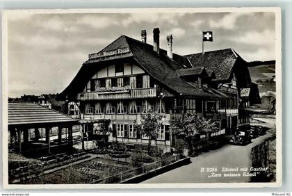 3532 Zäziwil Foto AK Gasthaus zum weissen Rössli Fahne Auto Garten - 13906673
