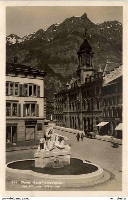 Glarus - Gemeindehausplatz