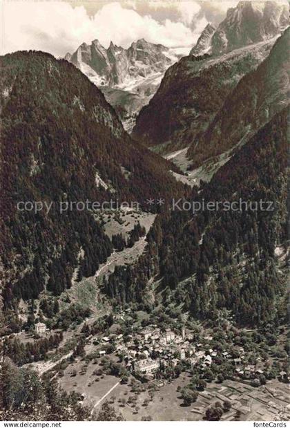 Bondo Bergell Soglio Maloja GR mit Sioragruppe