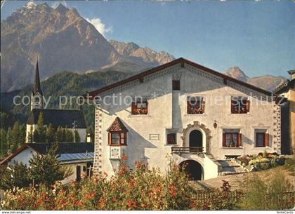 Scuol Tarasp Vulpera Engadinerhaus Kirche in Scuol