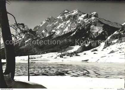 Sufers im Rheinwald mit Sufersersee und Kalkberge