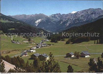 Tschierv mit Ortler und Stelvio