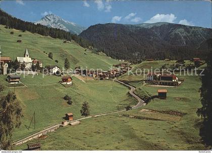 Wiesen Albula mit Valbellahorn
