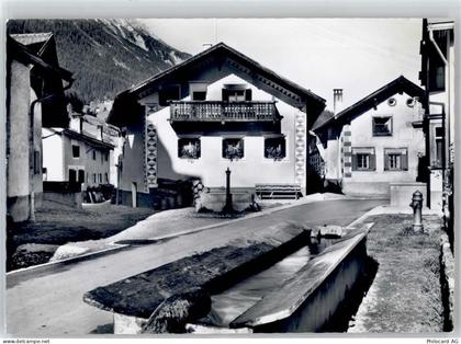 7482 Bergün Bravuogn - Dorfpartie Brunnen - 51797102