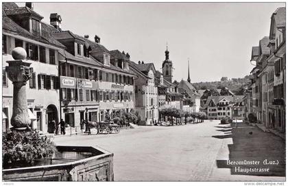 BEROMÜNSTER (Schweiz, Luzern) - Hauptstrasse, gel.1956