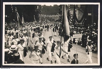 Foto-AK Ruswil, Festliche Parade mit Zuschauern
