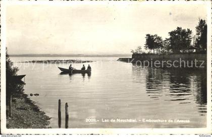Lac de Neuchatel Embouchure de l'Areuse Bateau