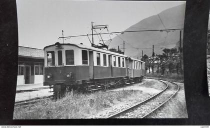 CP train - ABFe 2/4 3, B2 11 et 12 à Acquarossa - 16 juin 1961 - photo JC de Jongh - n°39.7 BA