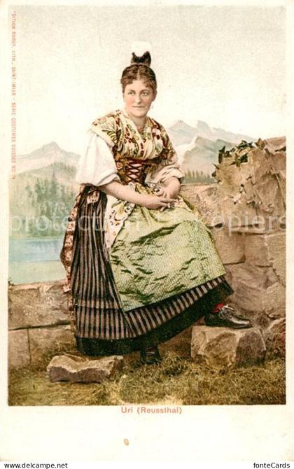 Uri Kanton UR Trachtenfrau