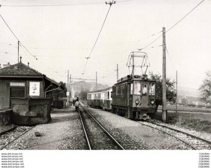 SUISSE - S01083 - Train-ABDe 4/4 5 et voitures ex BD B41 42 Givrins Septembre 1985-Grandguillaume 10x15 cm