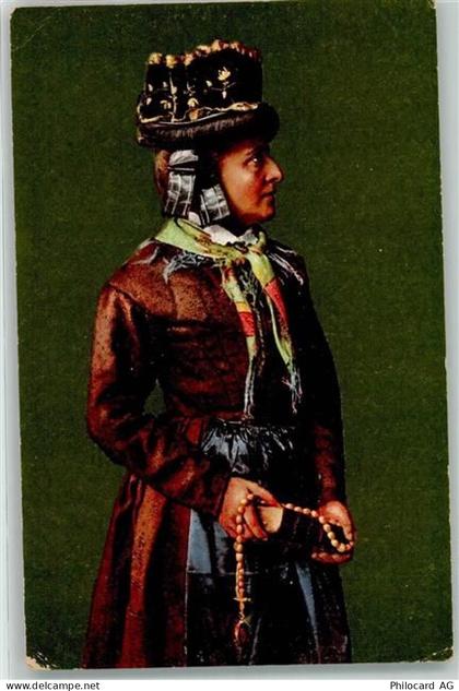 Frauentracht aus dem Goms - 39407469