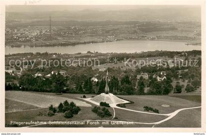 Forch ZH Fliegeraufnahme Soldatendenkmal Forch mit Greifensee