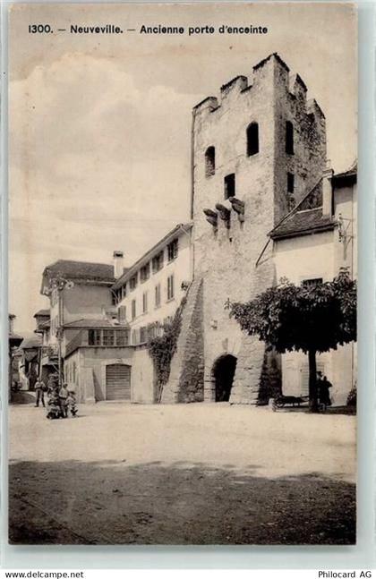 2520 La Neuveville - Ancienne porte d enceinte - 10601107
