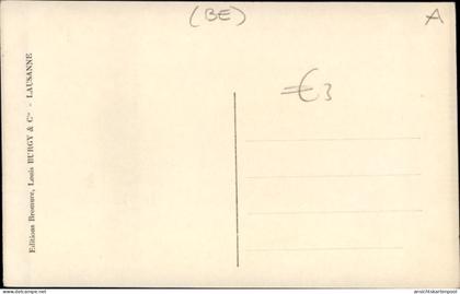 CPA Gessenay Gstaad Saanen Kanton Bern, Dorfansicht von oben , Berge