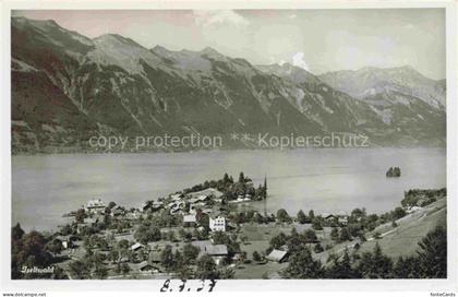 Iseltwald Brienzersee Interlaken BE Brienzersee Dorf Kirche See Bergpanorama Hal