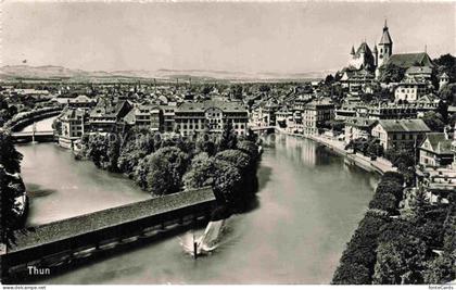 THUN Thoune BE Thun Aare Stadtansicht Gedeckte-Bruecke Schloss-Thun Kirche Fluss