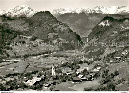 Fanas GR Fliegeraufnahme mit Klus Calanda und Graue Hoerner