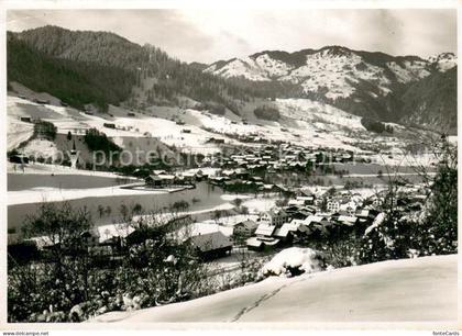 Jenaz GR Gesamtansicht im Schnee