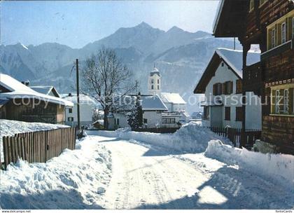 Laax Dorfpartie Kirche mit Signina