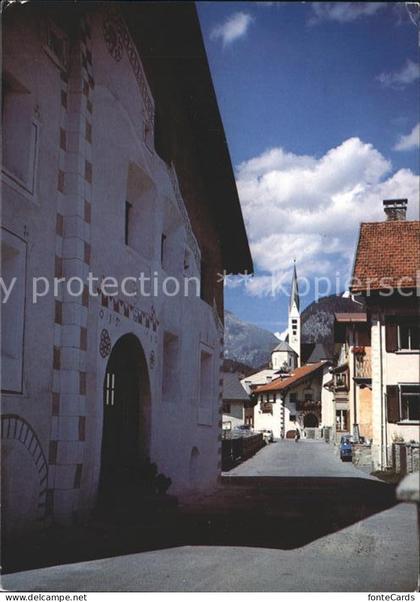 Zernez GR Dorfgasse in Alt Zernez Kirche