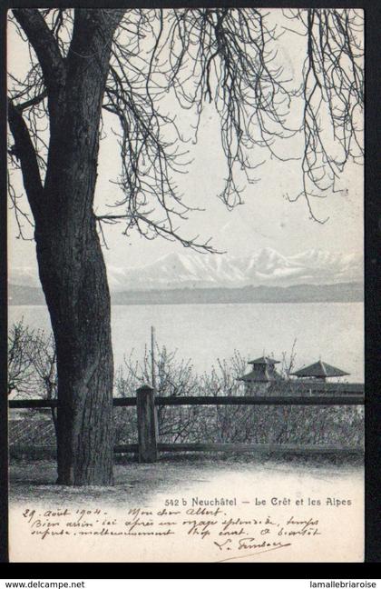 Suisse, Neuchatel, Le cret et les Alpes