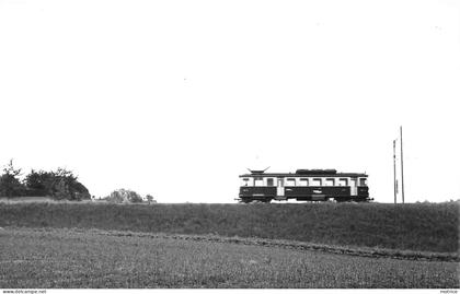 LIGNE DE CHEMIN DE FER Lausanne- Echallens - Bercher,entre Echallens Lugueur, photo en 1972 format carte ancienne.