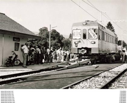 SUISSE - S01086 - Train - Déchargement de la Be 4/4 201  à  Trélex 25.9.1985 - Photo Hadorn  - CPSM 10x15 cm-