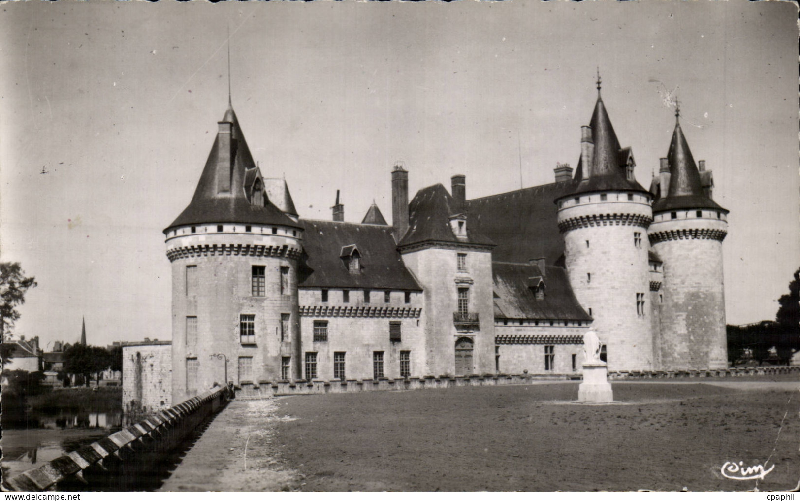 Sully sur Loire - Le Chateau - CPA