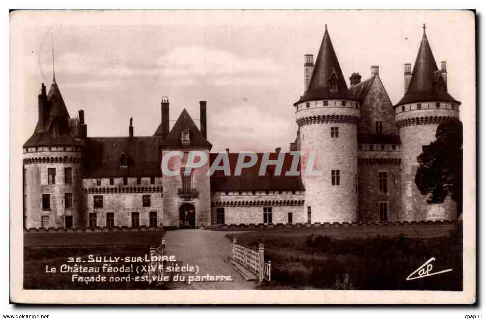 Sully sur Loire - Le Chateau Feodal - CPA