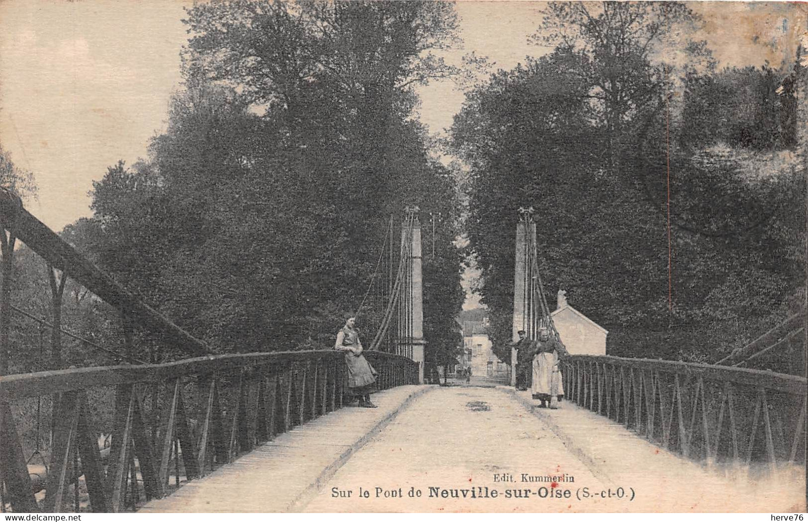 Sur le Pont de NEUVILLE SUR OISE