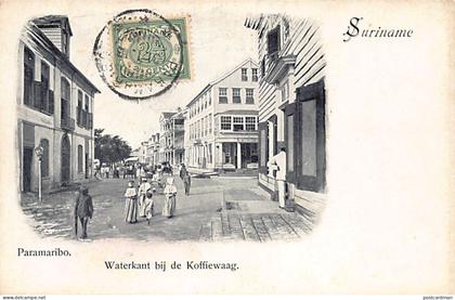 Suriname - PARAMARIBO - Waterkant bij de Koffiewaag
