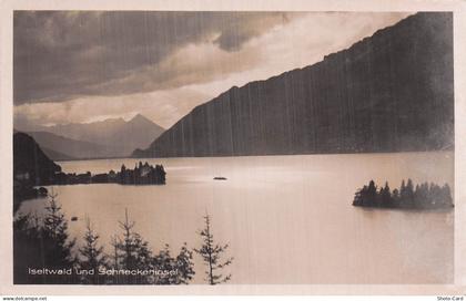 SUISSE ISELTWALD LAC DE BRIENZ