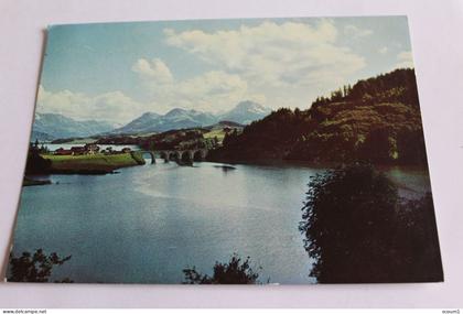 lac de la gruyére - pont de corbières - chaine des vanils et le moléson