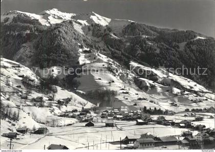 Engi Gesamtansicht Winterpanorama