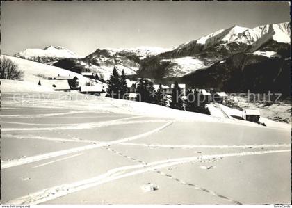 Flerden am Heinzenberg mit Calanda und Dreibuendenstein