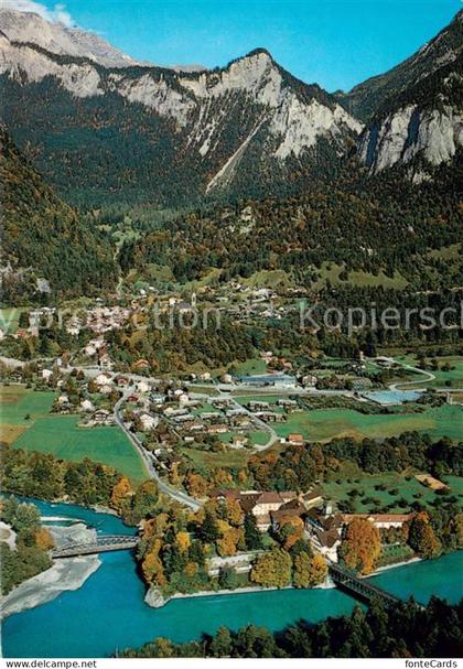 Reichenau-Tamins GR mit Zusammenfluss des Vorder- und Hinterrheins gegen den Kun
