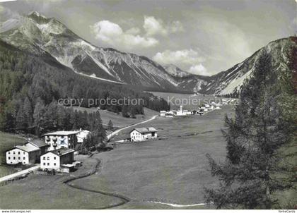 Tschierv Tschierf GR mit Piz d'Aint und Ofenpasshoehe