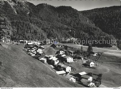 Wiesen Albula Ortsblick