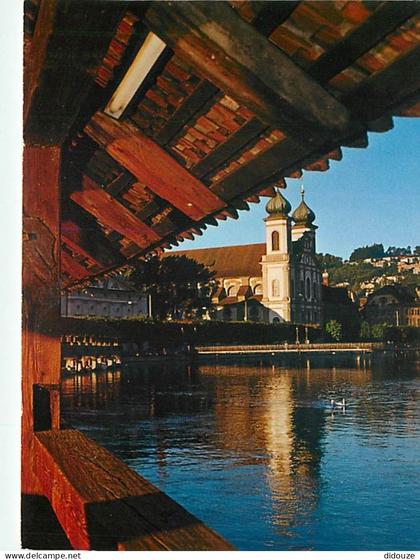Carte Postale - Suisse - LU Lucerne - Luzern - Kapellbrucke (erbaut 1300) alteste Holzbrlicke der Welt, Jesuitenkirche -