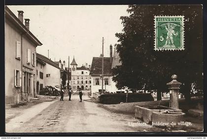 AK Lignières, Intérieur du village