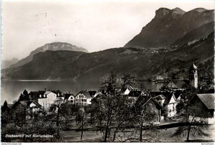 Beckenried mit Niederbauen