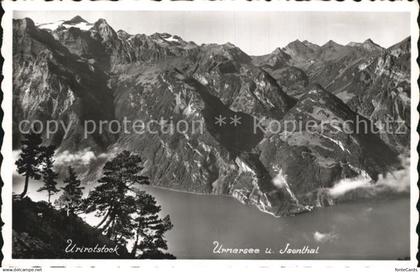 Urnersee mit Urirotstock und Isenthal