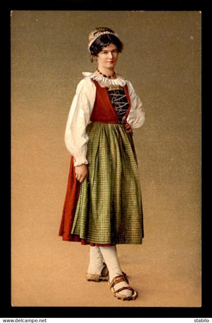 SUISSE - TICINO - RAGAZZA DEL VAL CALANCA - FEMME EN COSTUME