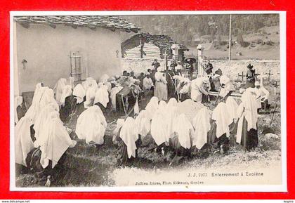 SUISSE -- EVOLENE --  Enterrement
