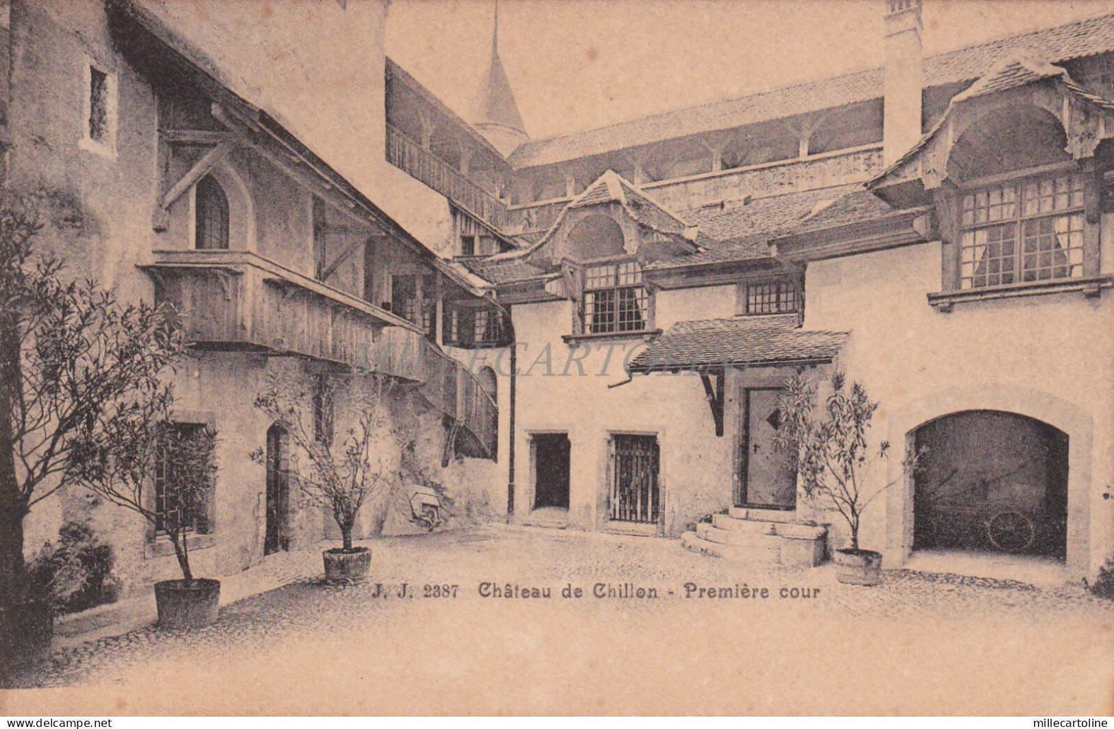 SWITZERLAND - Chateau de Chillon - Premier cour 1905