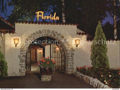 Studen BE Cafe Florida