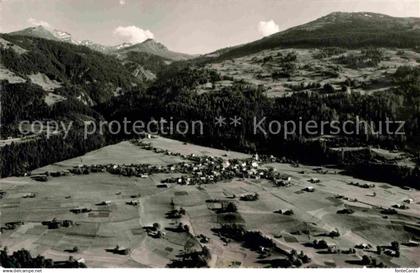 Fideris mit Kistenstein und Mattlishorn