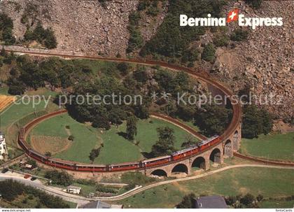 Rhaetische Bahn Bernina-Express Kehrviadukt Brusio