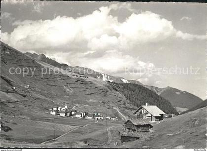 Selva Tujetsch mit Piz Crispalt Auslaeufer